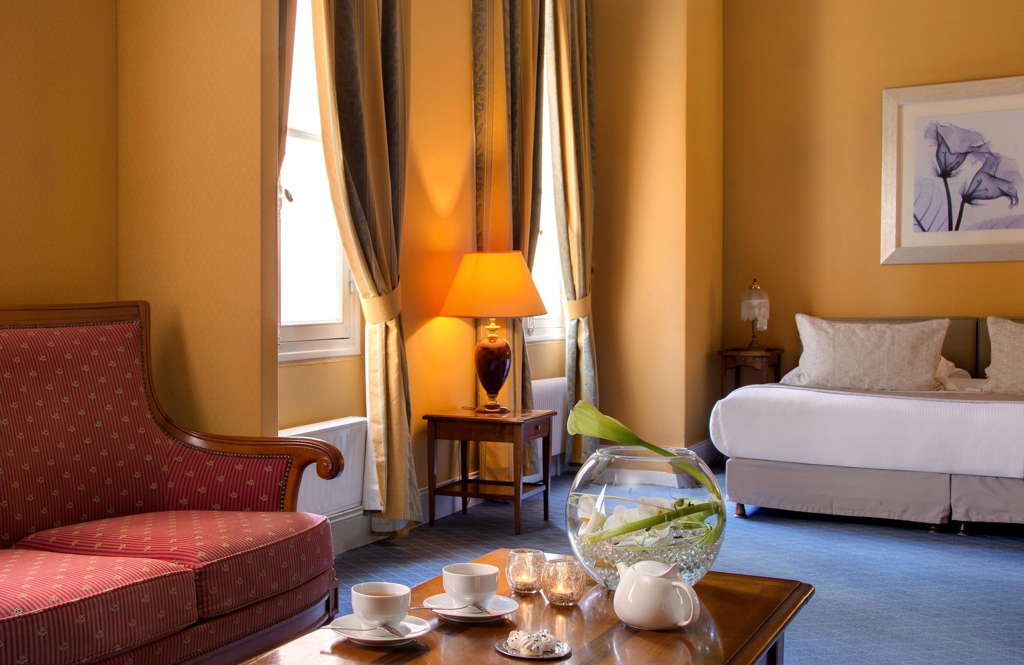 Domaine Et Golf De Vaugouard - La Maison Younan Fontenay-sur-Loing Екстериор снимка